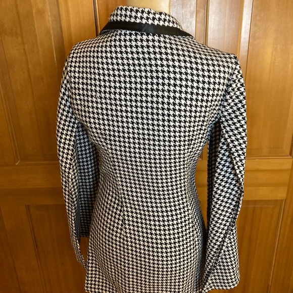 NWT, Lavishly Paris Women’s Designer Houndstooth Cloak Style Blazer. - Picture 4 of 16